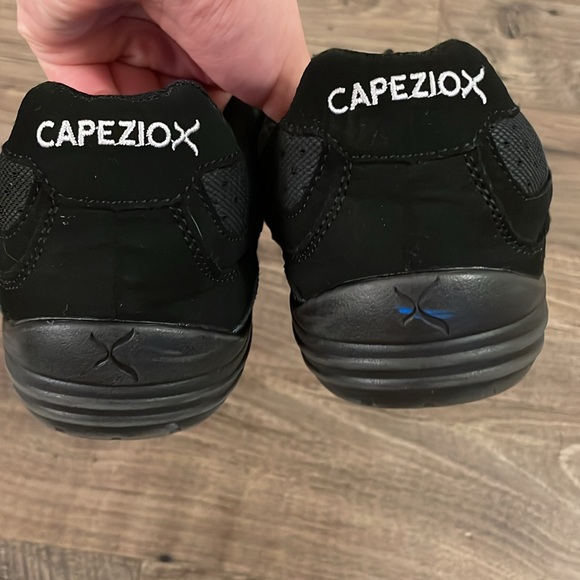 Capezio Hip Hop Dance Shoes ๐๐ฝ - Picture 2 of 7